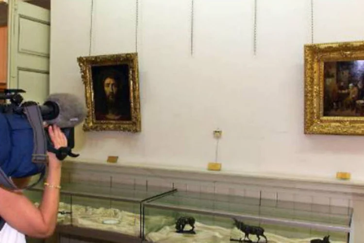 Sala do museu de Draguignan onde estava pendurado o quadro roubado: quadro estava avaliado em 20 milhões de francos (Pascal Guyot/AFP)