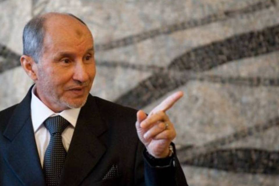 Conferência em Paris vai acompanhar Líbia na direção da democracia