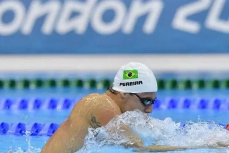 O nadador brasileiro Thiago Pereira ganhou medalha de prata nos 400 metros (Toby Melville/Reuters)