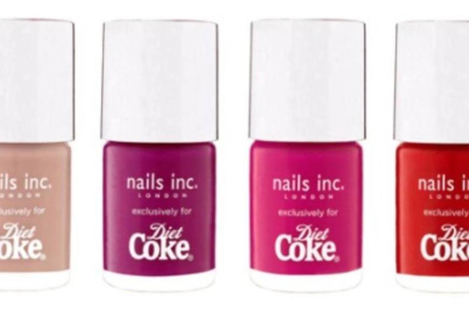Coca-Cola cria linha de esmaltes