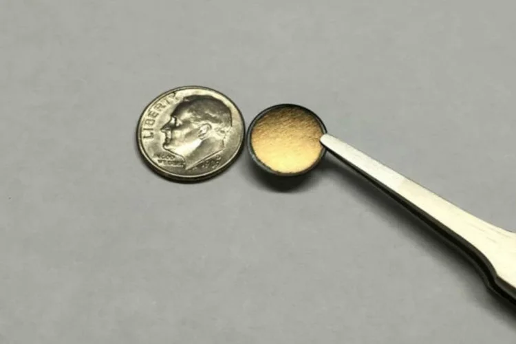 Nanobateria: bateria carrega em 12 minutos e pode ser recarregada milhares de vezes (ALEXANDER KOZEN/ANSLAB UNIVERSITY OF MARYLAND)