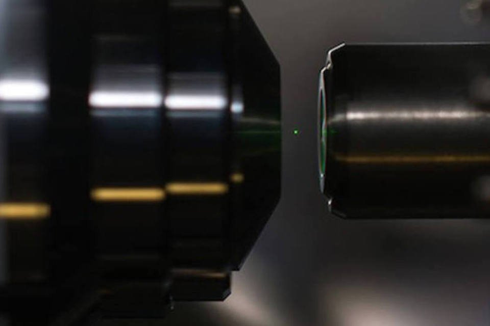 Pela 1ª vez, nanodiamantes são levitados com lasers