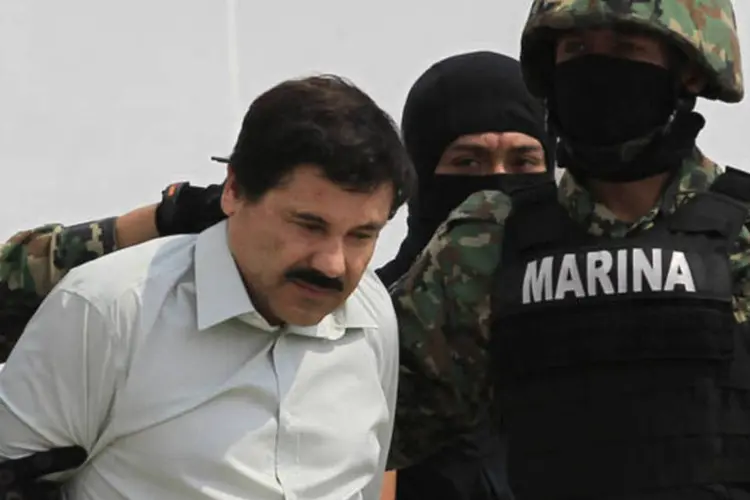 El Chapo: uma das pessoas dispensadas após expressar medo em relação ao caso disse que Guzman havia prometido não matar os jurados, o que a deixou "ansiosa" (Henry Romero//Reuters)