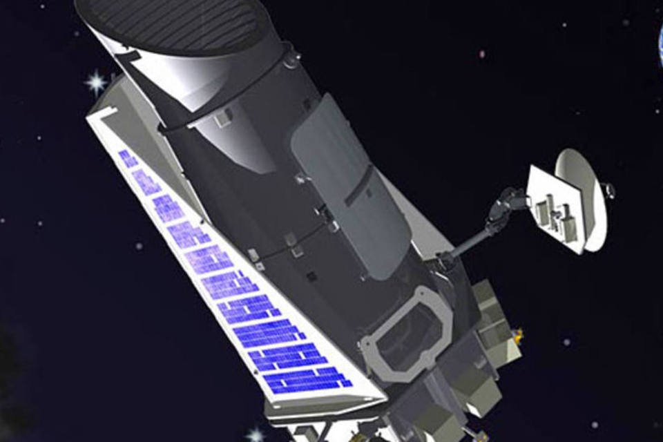 Sonda espacial Kepler descobre sistema estelar triplo