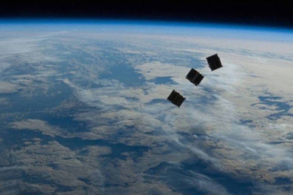NASA lança pequenos satélites direto da ISS