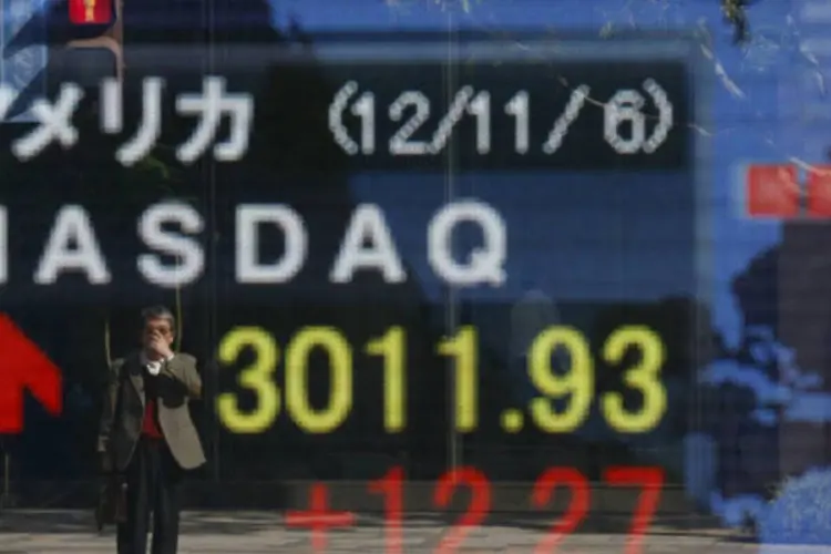 O índice de tecnologia Nasdaq perdia 0,94 por cento, a 2.968 pontos, às 14h06 (horário de Brasília) (REUTERS/Toru Hanai)