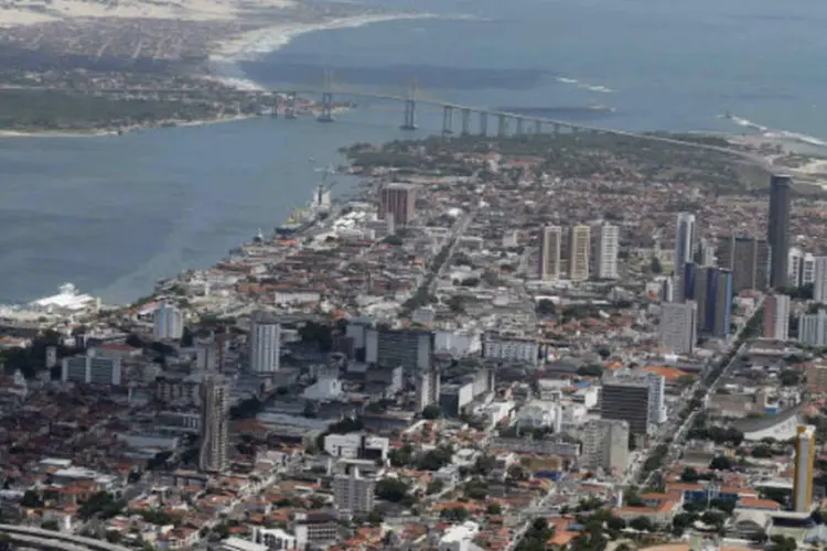 
	Vista a&eacute;rea da cidade de Natal, no Rio Grande do Norte: estado tem 2.327.452 eleitores
 (REUTERS/Sergio Moraes)