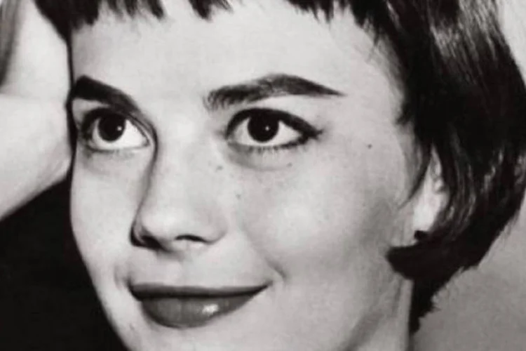 Nathalie Wood em foto de 1955: ela foi estrela de clássicos do cinema como "Amor, Sublime Amor" e "Juventude Transviada" (AFP)
