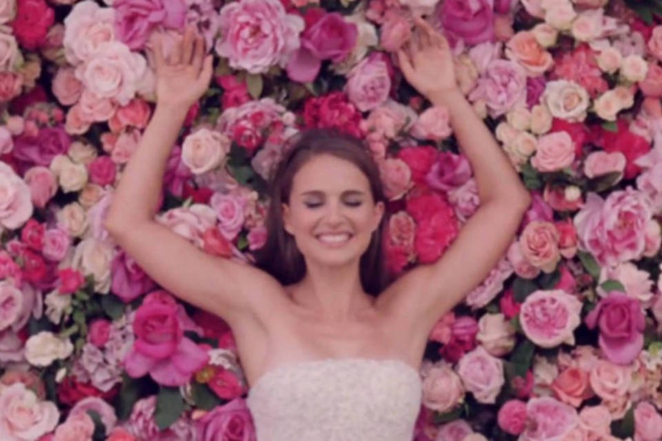 Curta da Dior tem Natalie Portman e direção de Sofia Coppola