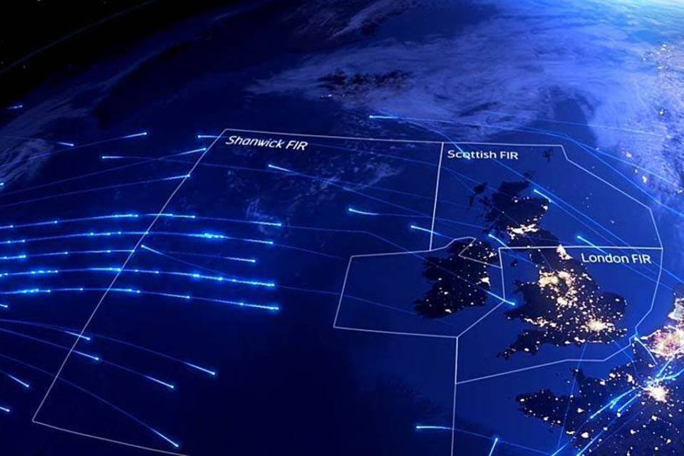 Vídeo impressionante mostra 7 mil aviões sobre o Reino Unido
