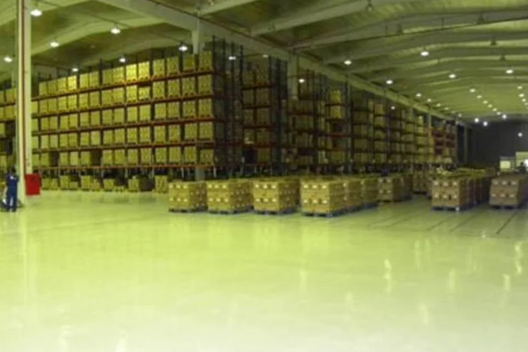 Centro de distribuição está instalada num galpão de 10 mil metros quadrados (Divulgação/Divulgação)
