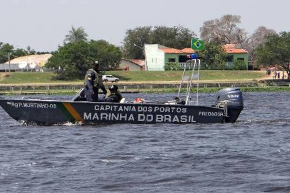 7 brasileiros morrem em naufrágio na fronteira com Paraguai