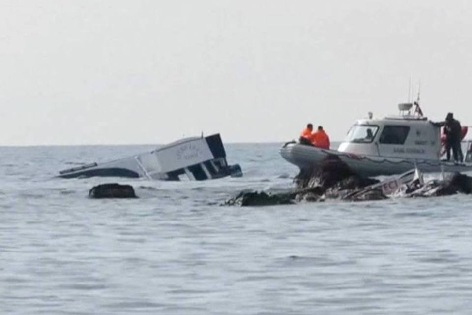 Naufrágio com refugiados deixa 33 mortos na costa da Turquia