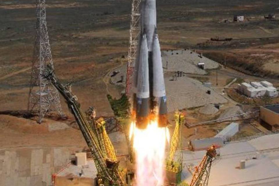 Nave russa perde controle e cai em direção à Terra