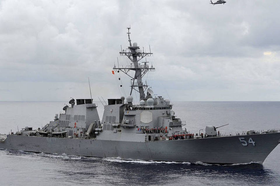 China diz que EUA buscam "hegemonia marítima" à custa da paz
