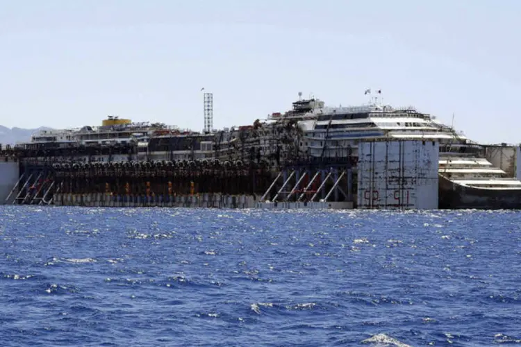 
	O navio Costa Concordia: navio naufragou em janeiro de 2012
 (Giampiero Sposito/Reuters)