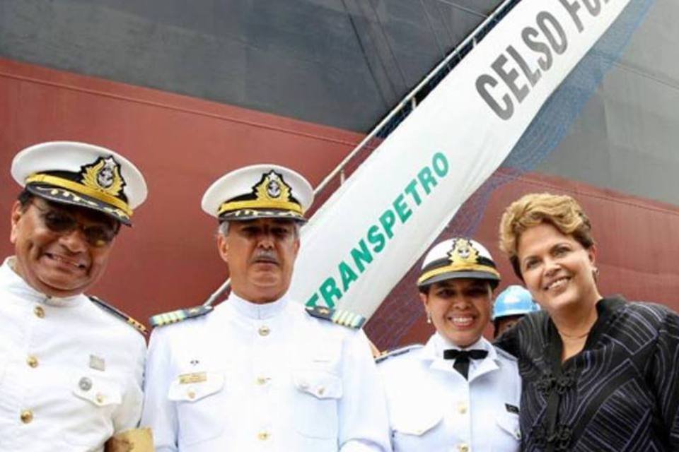 Petrobras recebe primeiro navio construído inteiramente no Brasil