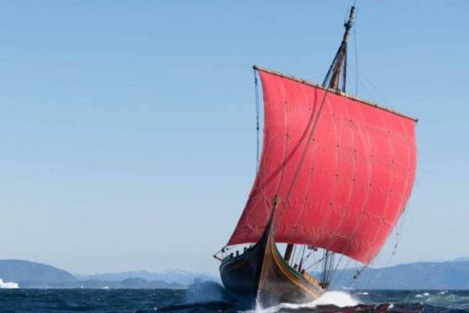 Navio viking atravessa Atlântico à moda antiga e paga multa
