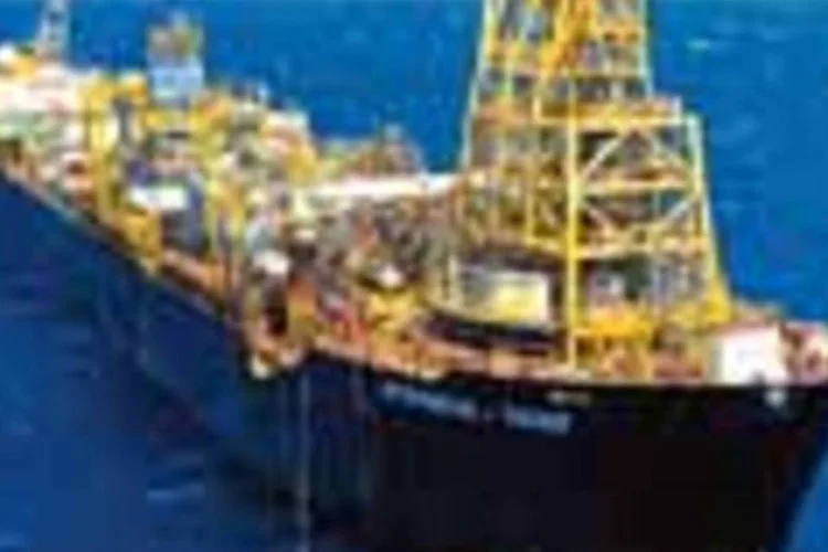 Navio-plataforma P-34: salto espetacular da produção no estado (--- [])