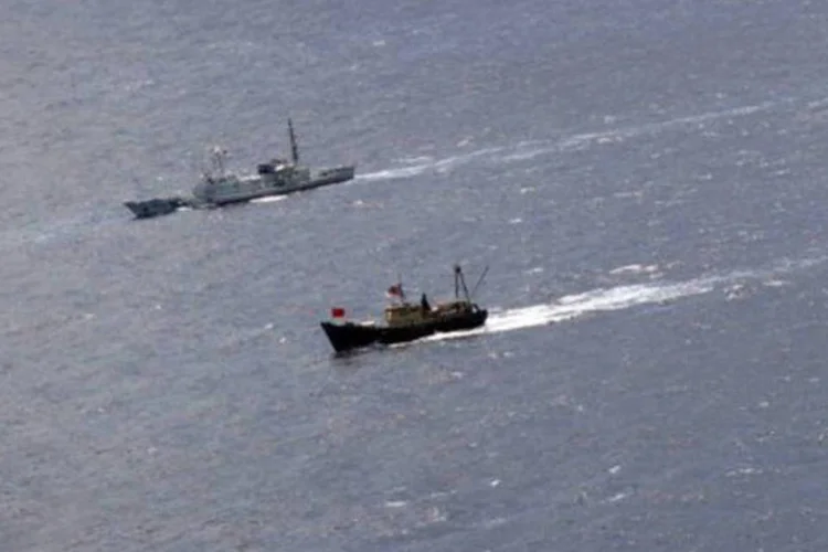 
	Hing Kong: o governo local informou que mais de 120 pessoas estavam a bordo das embarca&ccedil;&otilde;es
 (©AFP/Japan Coast Guard)