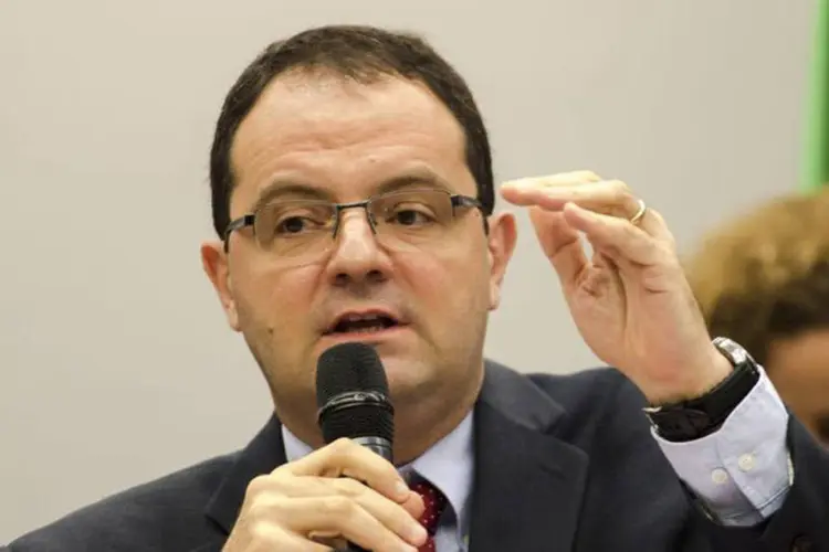 
	 Nelson Barbosa, ministro da Fazenda: o governo pode fechar o ano com um rombo de 100 bilh&otilde;es de reais
 (Marcelo Camargo/Agência Brasil)