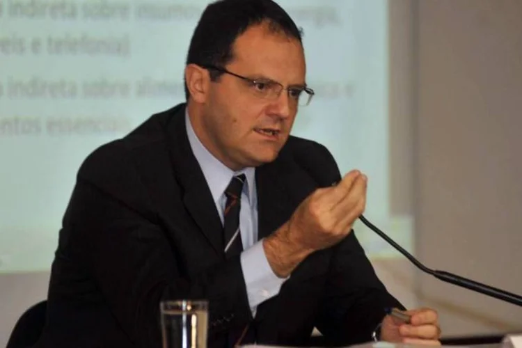 O novo ministro do Planejamento Nelson Barbosa, deve agradar ao mercado e aos petistas (José Cruz/Agência Brasil)