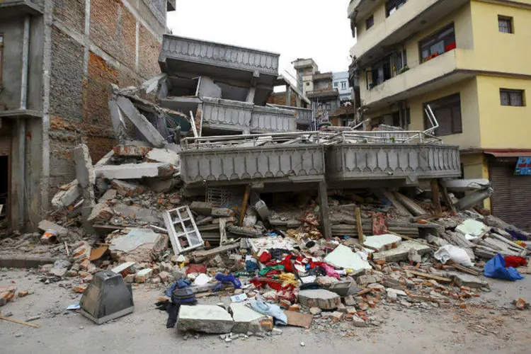 
	Nepal: os Estados Unidos tamb&eacute;m enviaram uma equipe de quase 130 pessoas para proporcionar ajuda nos esfor&ccedil;os de resgate
 (Reuters)
