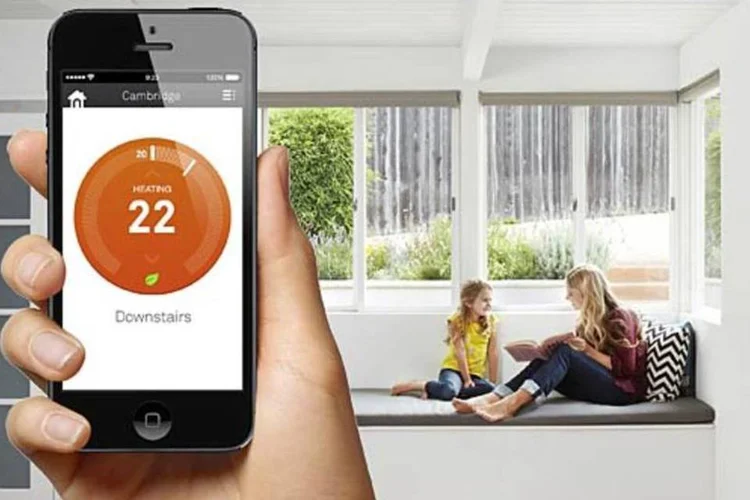 
	Nest: mais de 5.000 desenvolvedores j&aacute; manifestaram interesse em desenvolver aplicativos
 (Montagem de EXAME.com com fotos de divulgação)