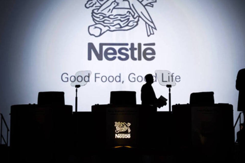 Com queda nas vendas, Nestlé avalia participação na L’Oréal