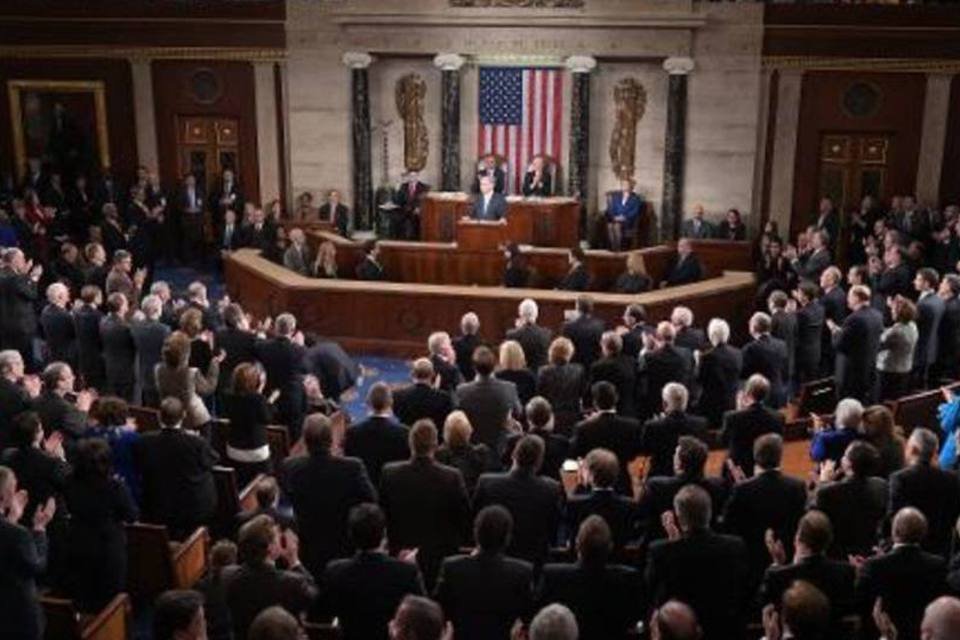Netanyahu é ovacionado na chegada ao Congresso americano