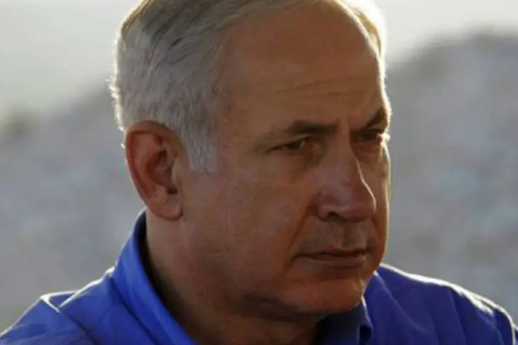 
	Benjamin Netanyahu: Primeiro-ministro quer mostrar aos EUA a urg&ecirc;ncia no esclarecimento dos limites que Teer&atilde; n&atilde;o poderia cruzar a fim de evitar uma a&ccedil;&atilde;o militar, o que Obama se recusa a fazer
 (David Buimovitch/AFP)