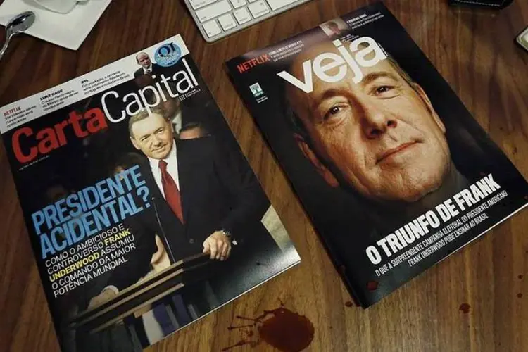 Além das postagens dos próprios veículos, a Netflix também divulgou a imagem das revistas Veja e Carta Capital (Reprodução/Facebook)