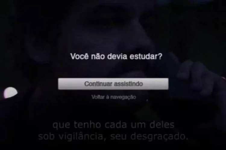 
	Netflix divulgou um v&iacute;deo pedindo para os jovens que ser&atilde;o avaliados no Enem parem de assistir &agrave;s suas s&eacute;ries para estudar
 (Reprodução/Facebook)