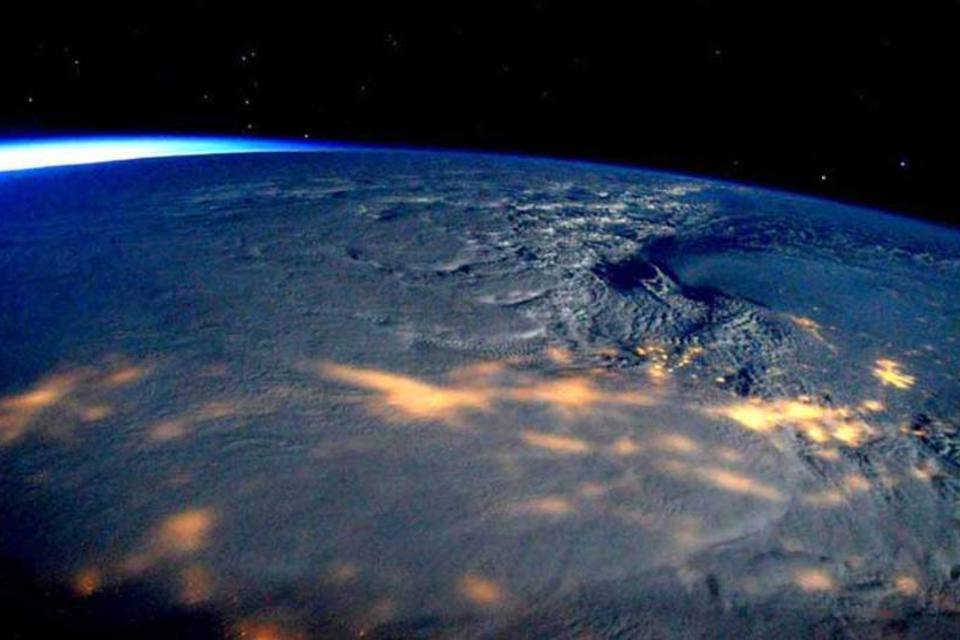 10 fotos da tempestade de neve que 'congelou' os EUA