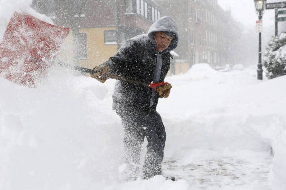 Prefeito de Nova York diz que pior da tempestade já passou