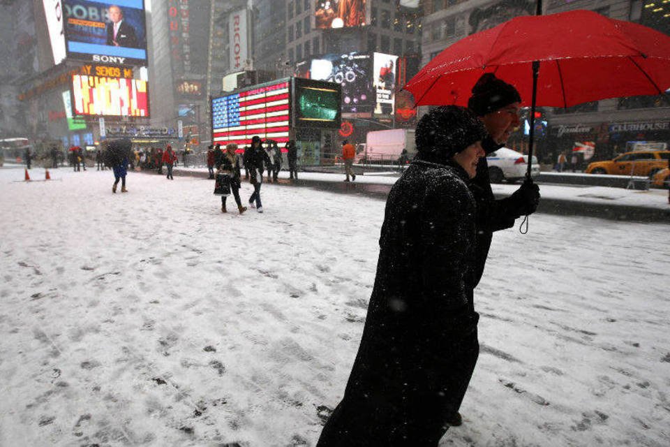 NY espera outra tempestade de neve após fevereiro mais frio
