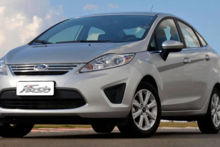 Versão Hatch sai por R$45.950, enquanto que a sedã passa a valer R$47.950 (Divulgação)