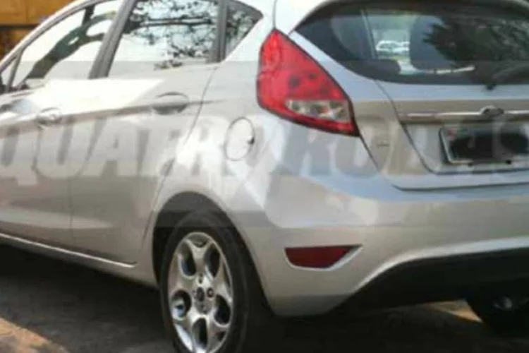 New Fiesta hatch  (Quatro Rodas)