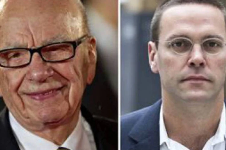 Rupert Murdoch, presidente de News Corporation, e James Murdoch, presidente da filial da empresa na Europa, comparecerão juntos diante do comitê às 10h30  (O magnata da imprensa Rupert Murdoch e seu filho James)