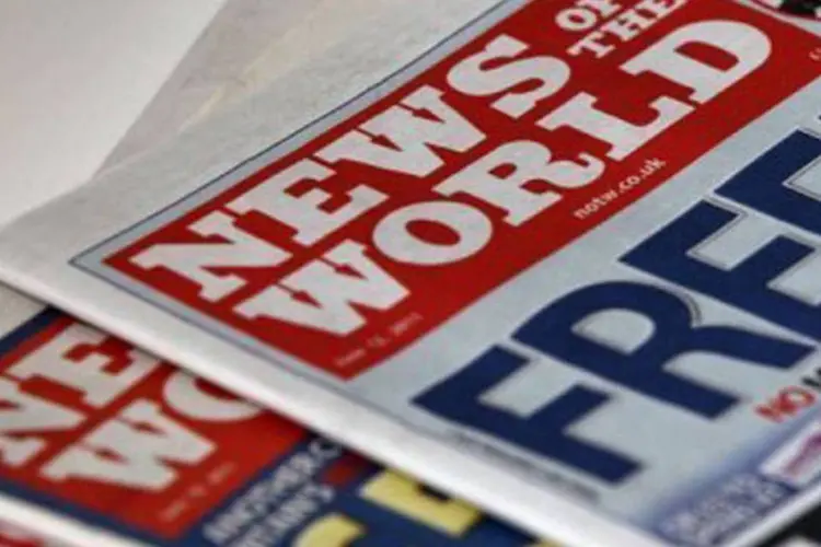 
	News of the World: den&uacute;ncia provocou indigna&ccedil;&atilde;o em todo o pa&iacute;s e levou Murdoch a fechar o tabloide de 168 anos
 (Adrian Dennis/AFP)