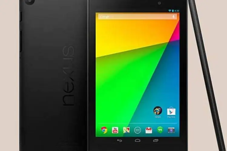 O novo Nexus 7 em moldura mais fina em torno da tela. É menor e mais leve que seu antecessor (Divulgação)