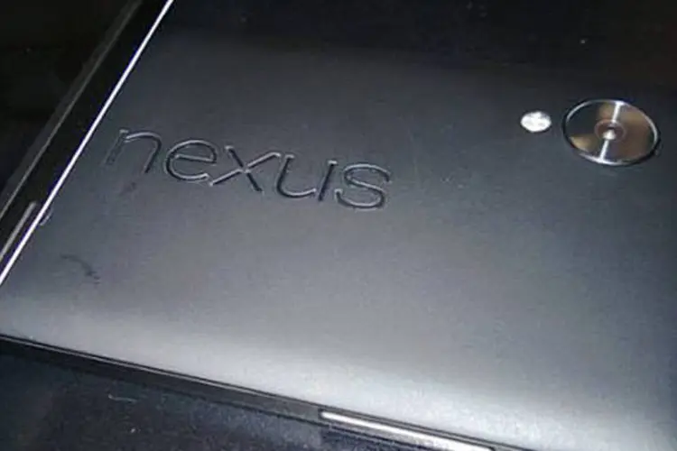 
	Suposto Nexus 5: poss&iacute;vel novo smartphone do Google e LG poder&aacute; ter tela de 5 polegadas e c&acirc;mera de 8 megapixels
 (MacRumors)