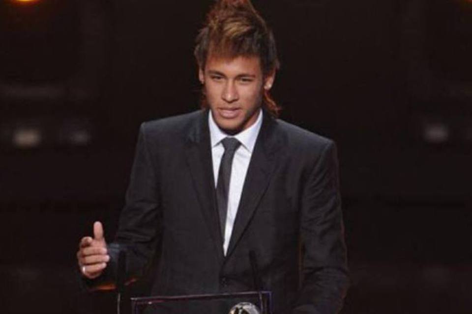 Neymar conquista prêmio do gol mais bonito de 2011