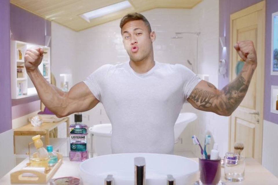 Neymar vive duas "semanas monstras" em campanha de Listerine