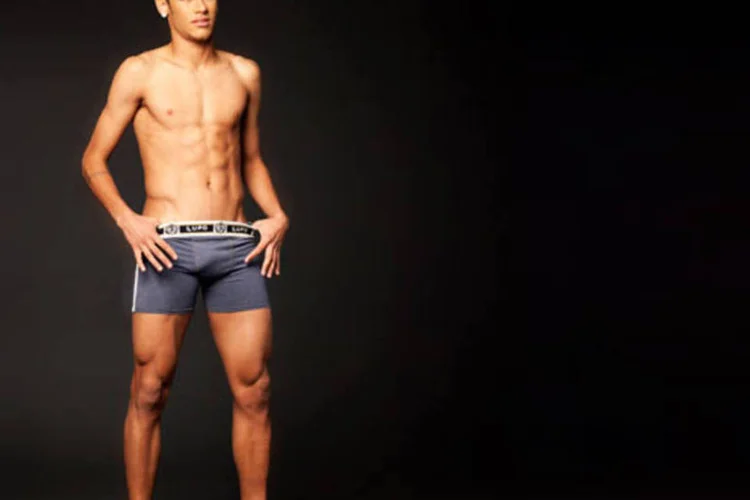 O acordo de Neymar assinado com a Lupo em outubro de 2011 tem o valor de R$ 4 milhões (Divulgação/Lupo)