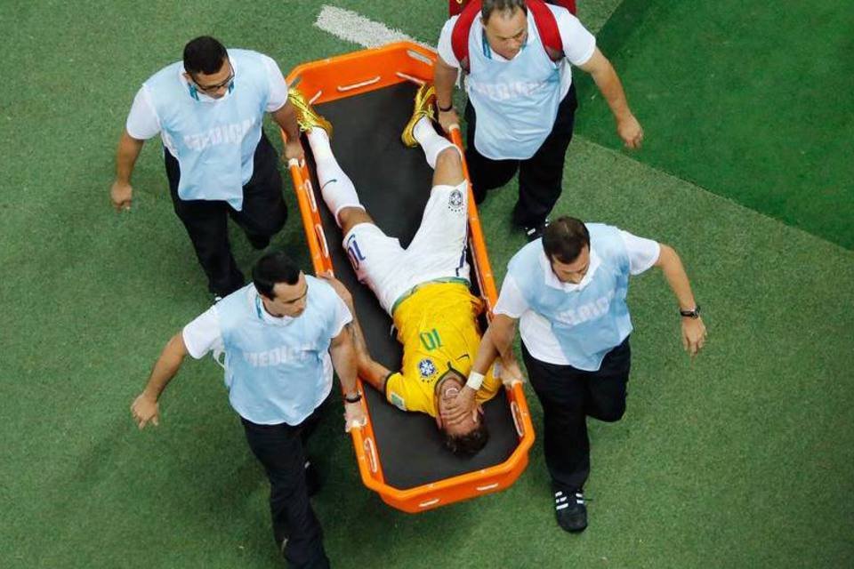 Substituto de Neymar deve entrar com orgulho, diz Amarildo