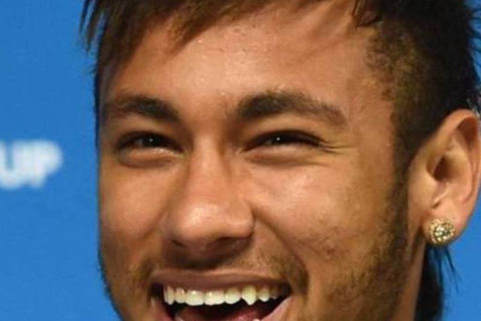 Chegou o momento que o mundo está esperando, diz Neymar