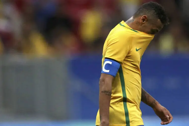 
	Neymar: tida como favorita &agrave; medalha de ouro, a sele&ccedil;&atilde;o brasileira masculina segue com dois empates
 (REUTERS/Ueslei Marcelino)