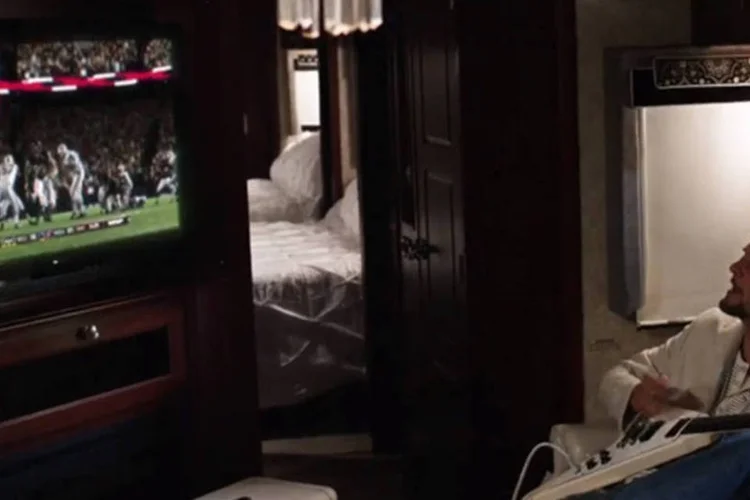 Trecho de vídeo do canal de esportes: para divulgar o Monday Night Football no canal ESPN, a W+K New York optou por uma pegada mais cômica (Reprodução)