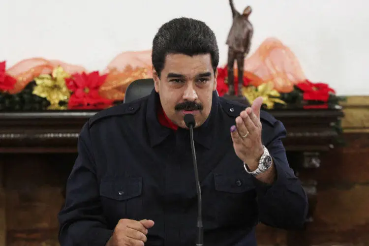 
	Nicol&aacute;s Maduro: &quot;Bem formosa &eacute; nossa casa sul-americana e caribenha para aspirar a um visto para os Estados Unidos. Imbecis imperialistas!&quot;
 (Miraflores Palace/Handout via Reuters)